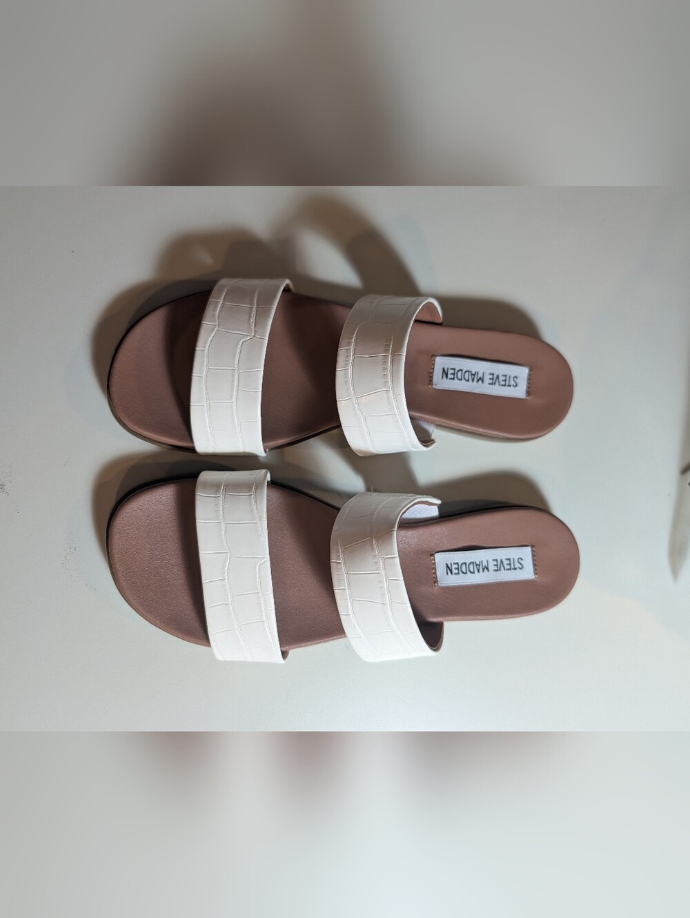 Steve Madden Woman's Size 6.5 White Croc-Embossed Double Strap Slide Sandals